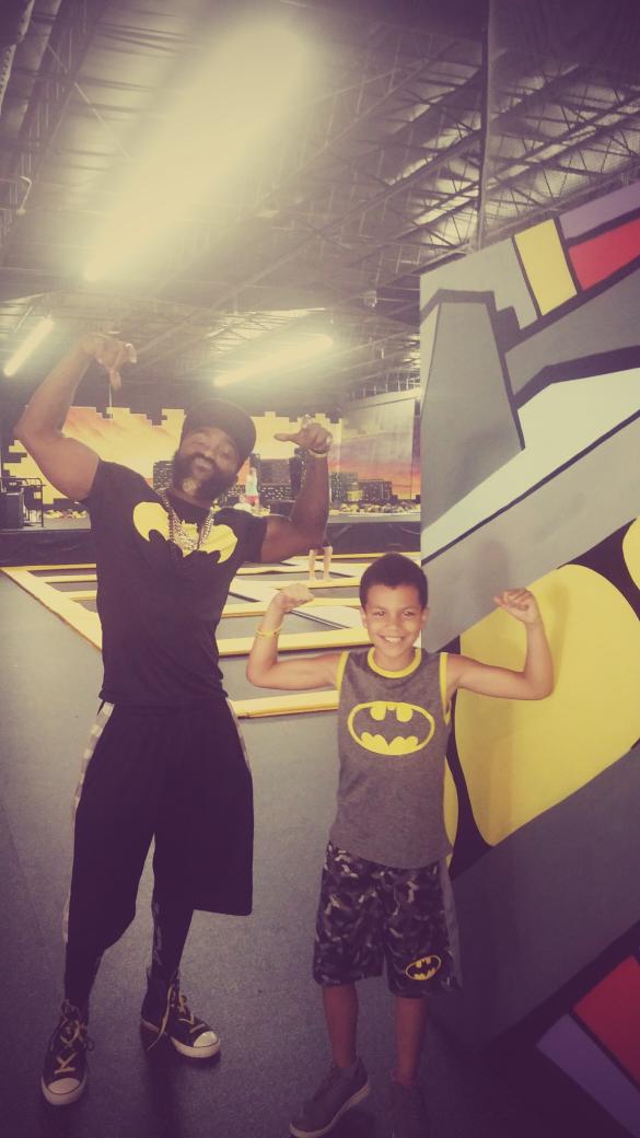InkSlingnDougie's tweet photo. When #Dougiefresh and the #Douglet Rip up a mini @ninjawarrior course..u jus gotta flex!! @mattiseman @Akbar_Gbaja http://t.co/oXXBOWAVs9