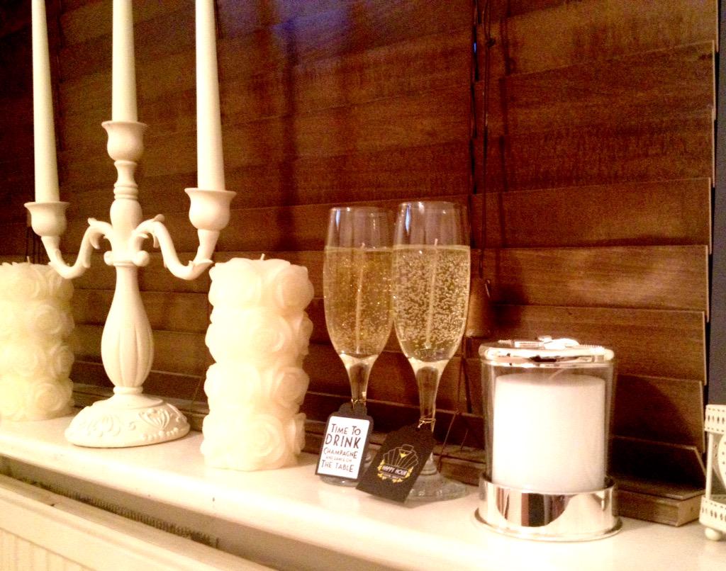 missmoneypenney's tweet photo. So pleased with my stunning Champagne Candles by the very talented @HappyHourCoCa beautiful &amp; unique #HomeDecor 🍸😍 x http://t.co/mjeTGJSt3w