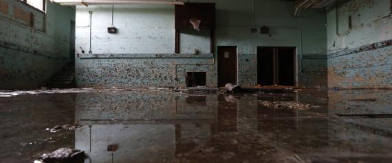 scottclark's tweet image. Migrated my #YahooPipes to #IFTTT recipes.  End of era for us RSS geeks.  Ah well, close the door and move on.