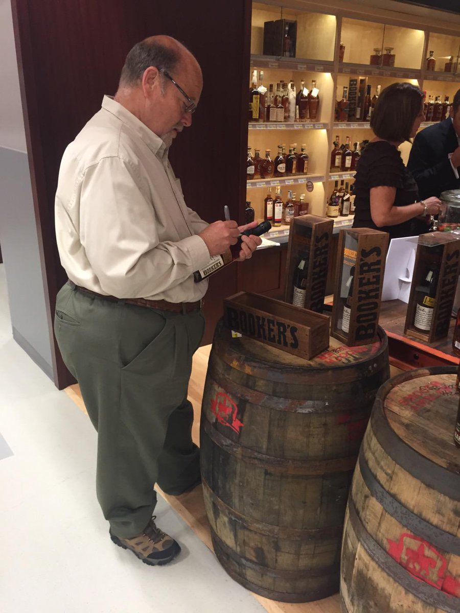 Liquor Barn tweet media