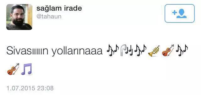 Çok ama çok rezil bu herif,öyle böyle değil. Bugün fırsatını bulsa ateşi yakacakların başında gelir, öyle bir nefret