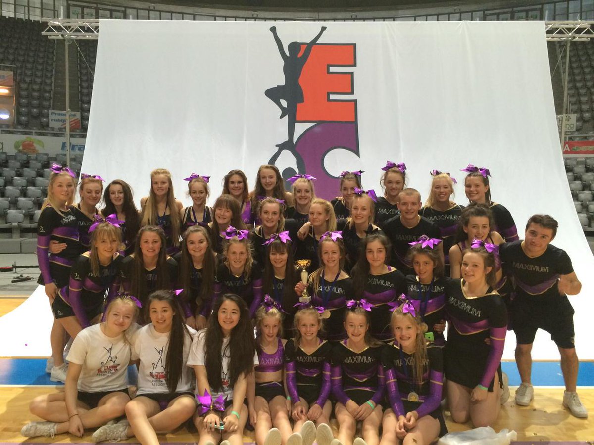 MaximumCheer's tweet photo. Best time ever @ECC2015ZADAR #uk #maximum http://t.co/PXUJD1k28a