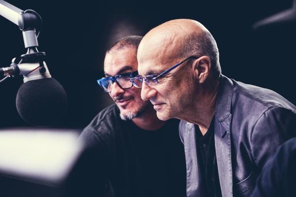 FRAppleMusic's tweet photo. Premier jour de l'histoire. A demain !
 #Beats1 #AppleMusic http://t.co/pzXyeSlbSy