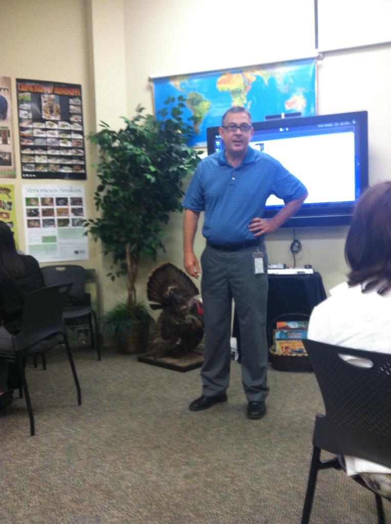 MSChildsMuseum's tweet photo. @MSScienceMuseum great to learn something new at @MJAA01 meeting! Thanks for hosting! http://t.co/xeHU1LN120