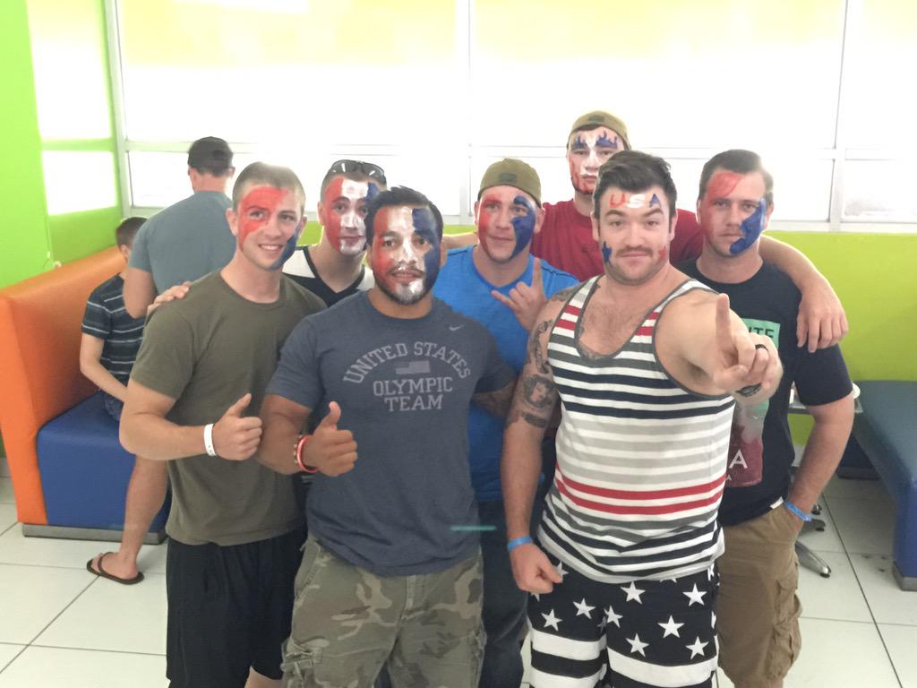 Rod_Ross's tweet image. In Panama for PABCON Youth Championships and Team USA has found some supporters, #whatteamisthis #teamusa #bowling