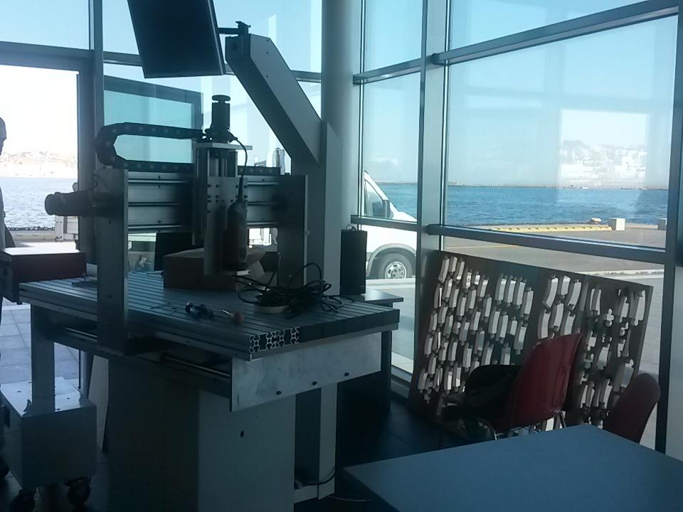 fralelab's tweet photo. Frale.eu a#sinnova2015  el rincón del #CNC http://t.co/LQcUHoEWM2