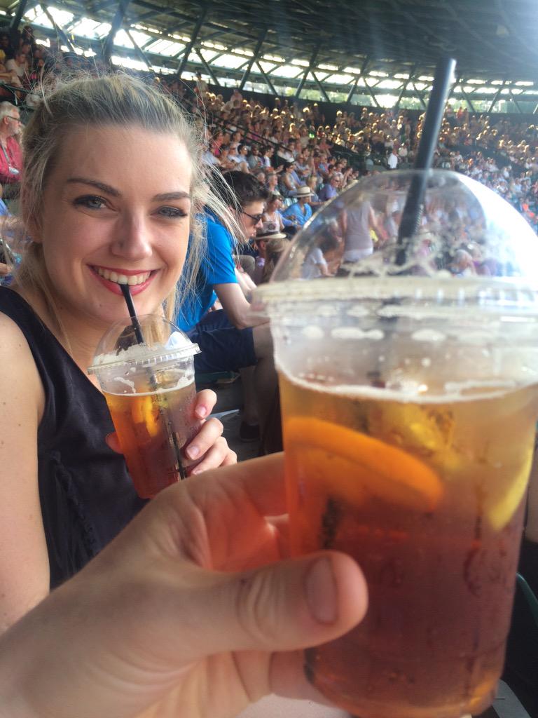 It's Pimm's o'clock with my <a href="/EmmaFarrow/">grumpy dog</a> #PimmsOClock #Wimbledon2015