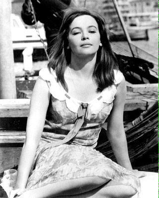 Happy Birthday to beautiful Leslie Caron     