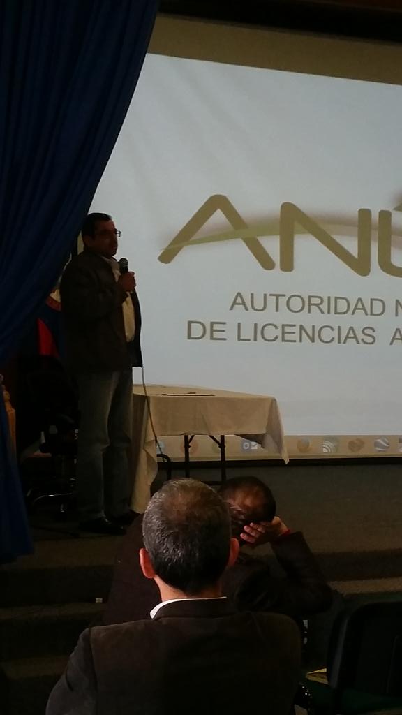 intiasprilla's tweet photo. Asosalitre: "El desarrollo debe ser para todos, no sólo para empresas privadas" #nooperacion24horas2dapista http://t.co/QmI4979h3w