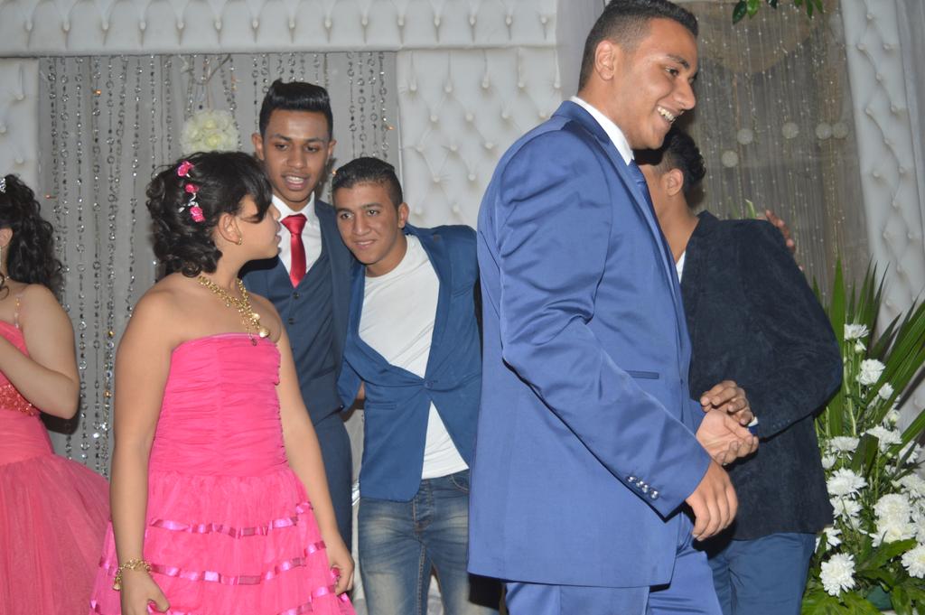 kanet a7la 5otob walahe