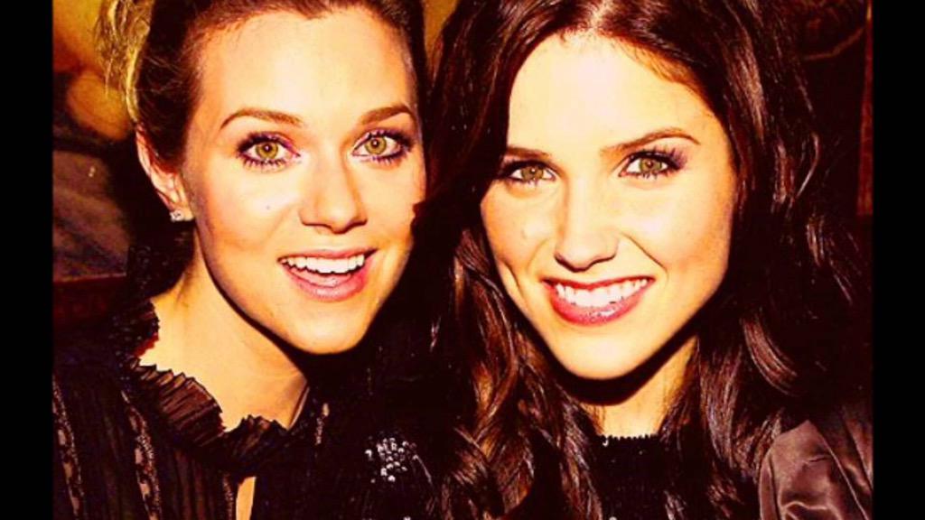 mommylife839419's tweet photo. #sheprivate #soweprivate #breytonfeelsliveon 😍 #HappyBirthdayHil http://t.co/LvQRg72UZI
