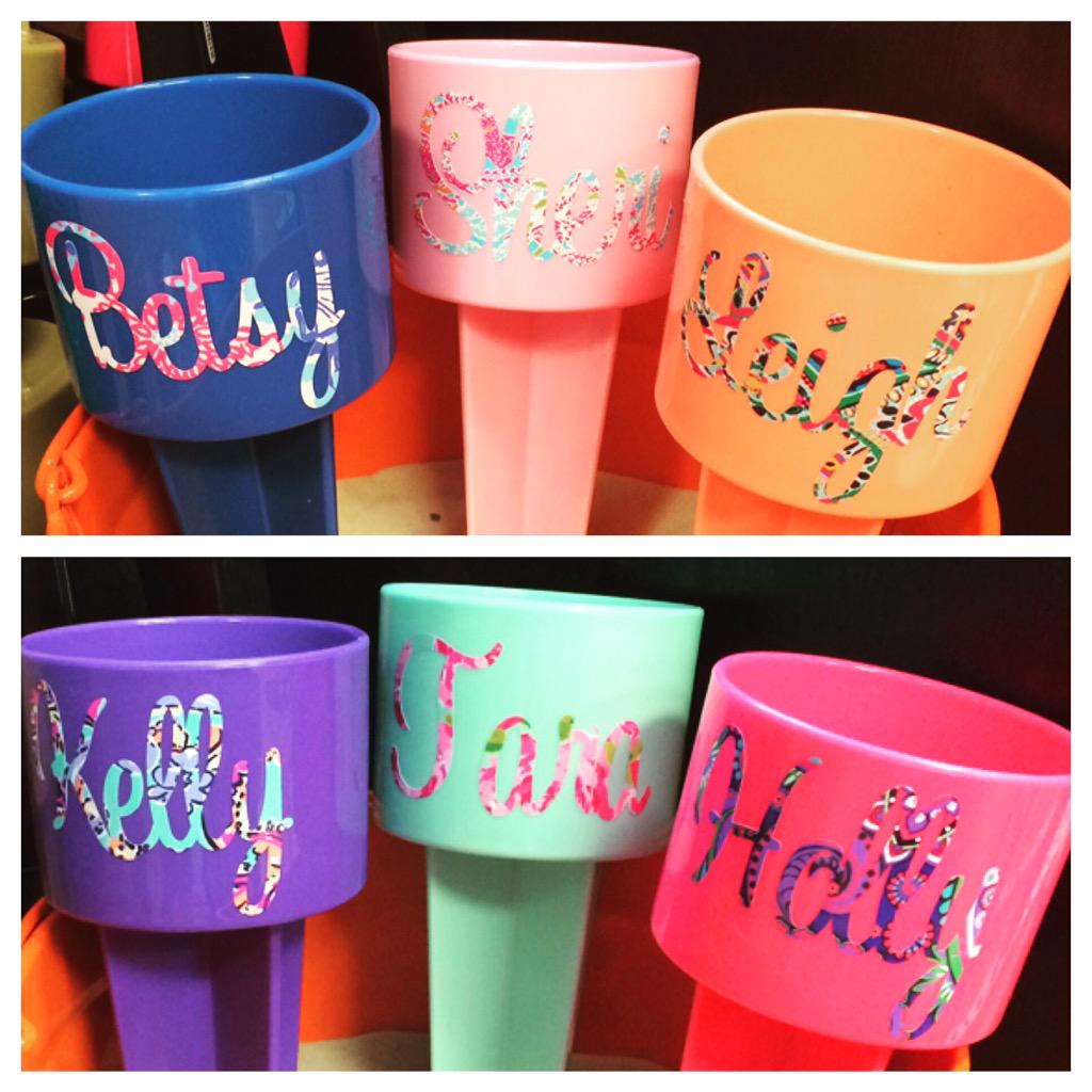 InitialThisLLC's tweet photo. Adorable spikers!! 😍😍😍 Wishing we were at the beach today! ☀️🏄🏼👙 #InitialThis #beach #spikers #sunshine #personalized http://t.co/EibbbBuxRM