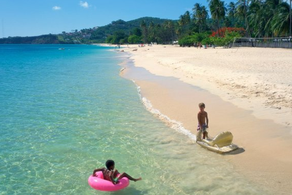 GrenadaSeafaris's tweet photo. We're back to sun...Yay!! #expediachat #wanderlustwednesday #hottestdayoftheyear #grenadaroadshow #islandofadventure http://t.co/61MCg0p64i