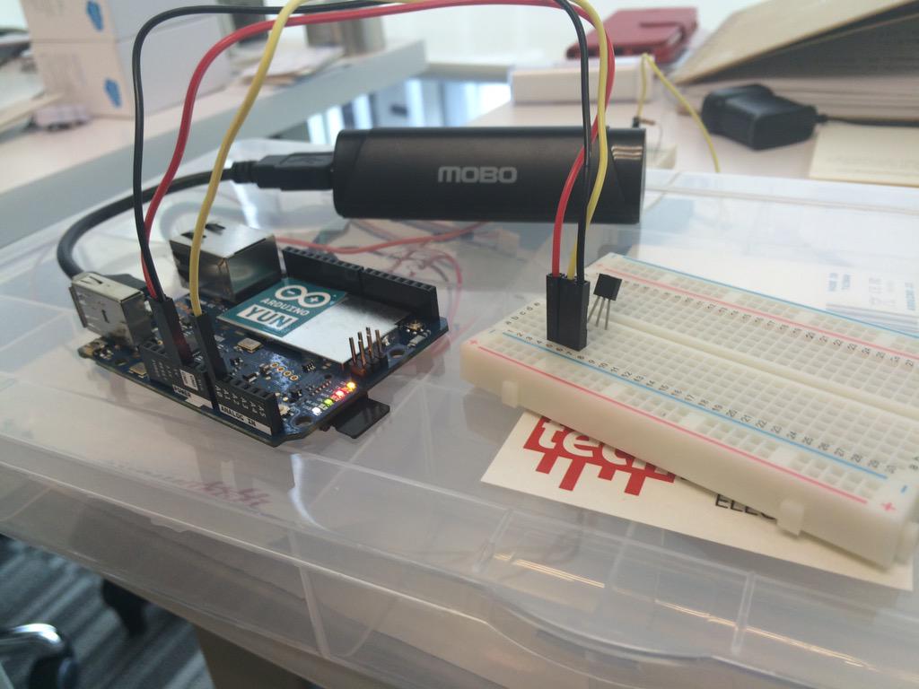 CChavex's tweet image. Temperature measurement w/ #ArduinoYun, #Liquid, #Heroku and #ServiceCloud is working! #InternetOfThings #IoT #SFDC