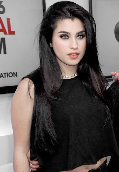 voteharmonizer's tweet image. OLHEM ESSES  OLHOS 👑❤️ @themikeinator #LoopOff5H
