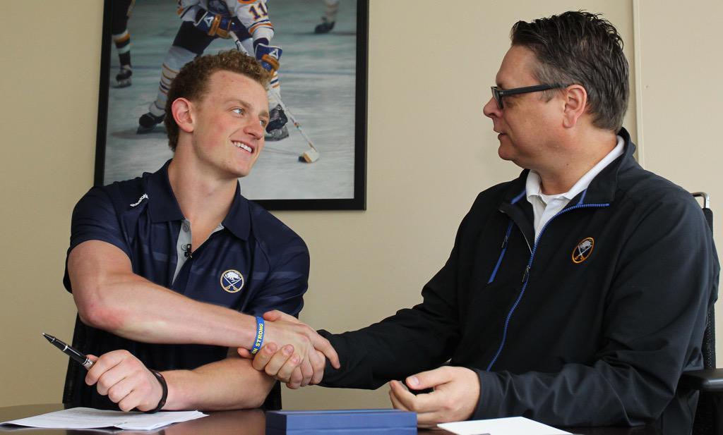 CI2aqZGVAAAYnrS.jpg:large