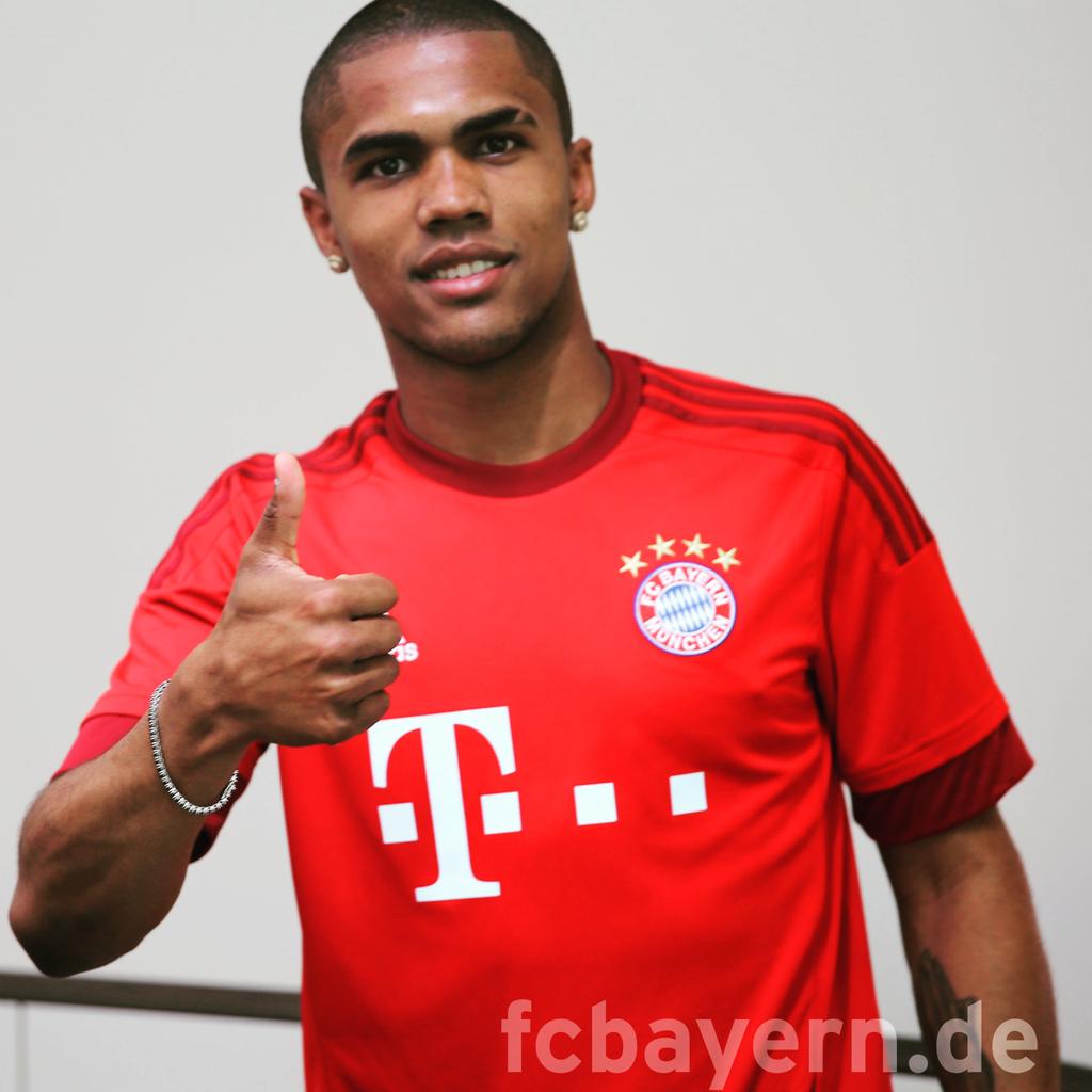 [11] [Mittelfeld] Douglas Costa de Souza - Page 2 CI2cmOoWUAEy3-t