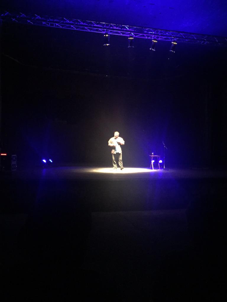 Flada187's tweet photo. #watching with @AnaAlbreht #standupcomedy #Humor #tvrdjava #Niš 😂😂😂 @neshabridges @SrdjanDincic @NikolaSilic http://t.co/8NYSGRvvFE