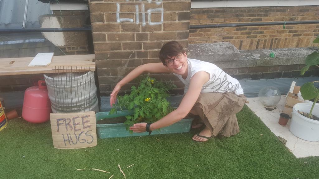 CatTullyFOH's tweet photo. Line up please. Lady greenfingers - aka @LuisellaBorra - gives #49BL Free Hugs on the terrace... http://t.co/AtxofsnzkU