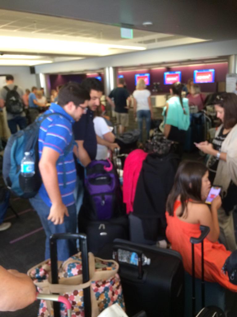 blakciel's tweet photo. @VirginAtlantic we're waiting.. http://t.co/tQJGnhqrn3