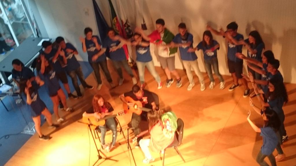 CEIoceans's tweet photo. Portugal opens cultural evening #cei2015 #100ceidays @IMCEI http://t.co/H9x6bTiYAz