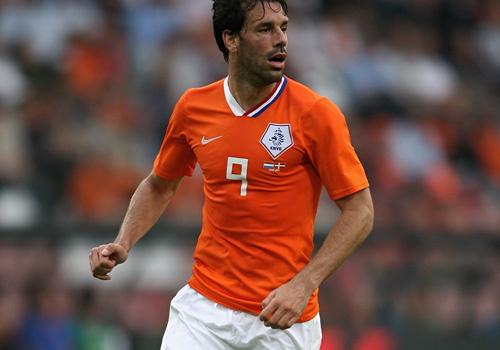 Happy 39th birthday to one of the greatest goal machines, Ruud van Nistelrooy. 