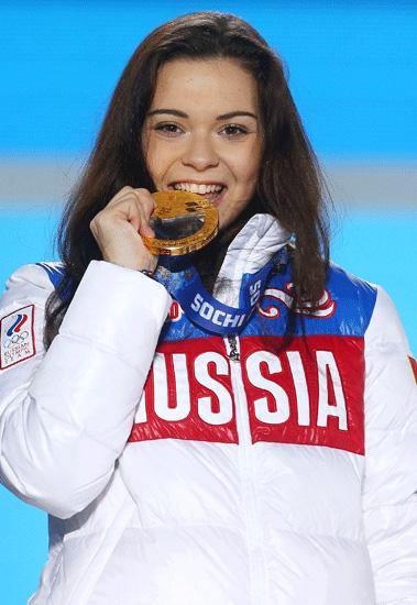 Happy 19th birthday to the one and only Adelina Sotnikova! Congratulations 