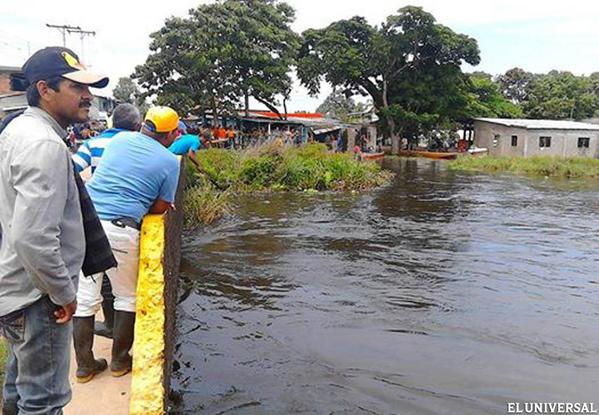 UPTAI_Tachira's tweet photo. #IUTAI: #ASOELLANO te invitan a colaborar con sus familias, trayendo Alimentos no perecederos, Agua Potable y Ropa. http://t.co/ysD6piMIHp