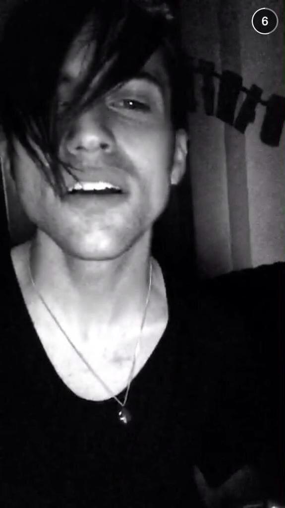 FxkingForFun's tweet image. waiting for @privxcypxlicybu like