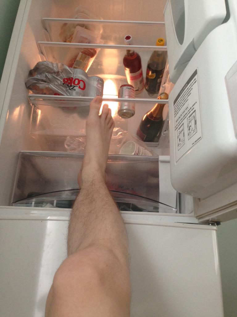 mylegdaily's tweet image. gotta grab some refreshments