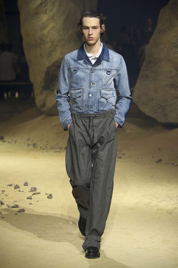 _homempontocom's tweet photo. Os looks de primavera/verão 2016 da semana de Paris. https://t.co/GGPxsaGwwM http://t.co/fS347bFWb5