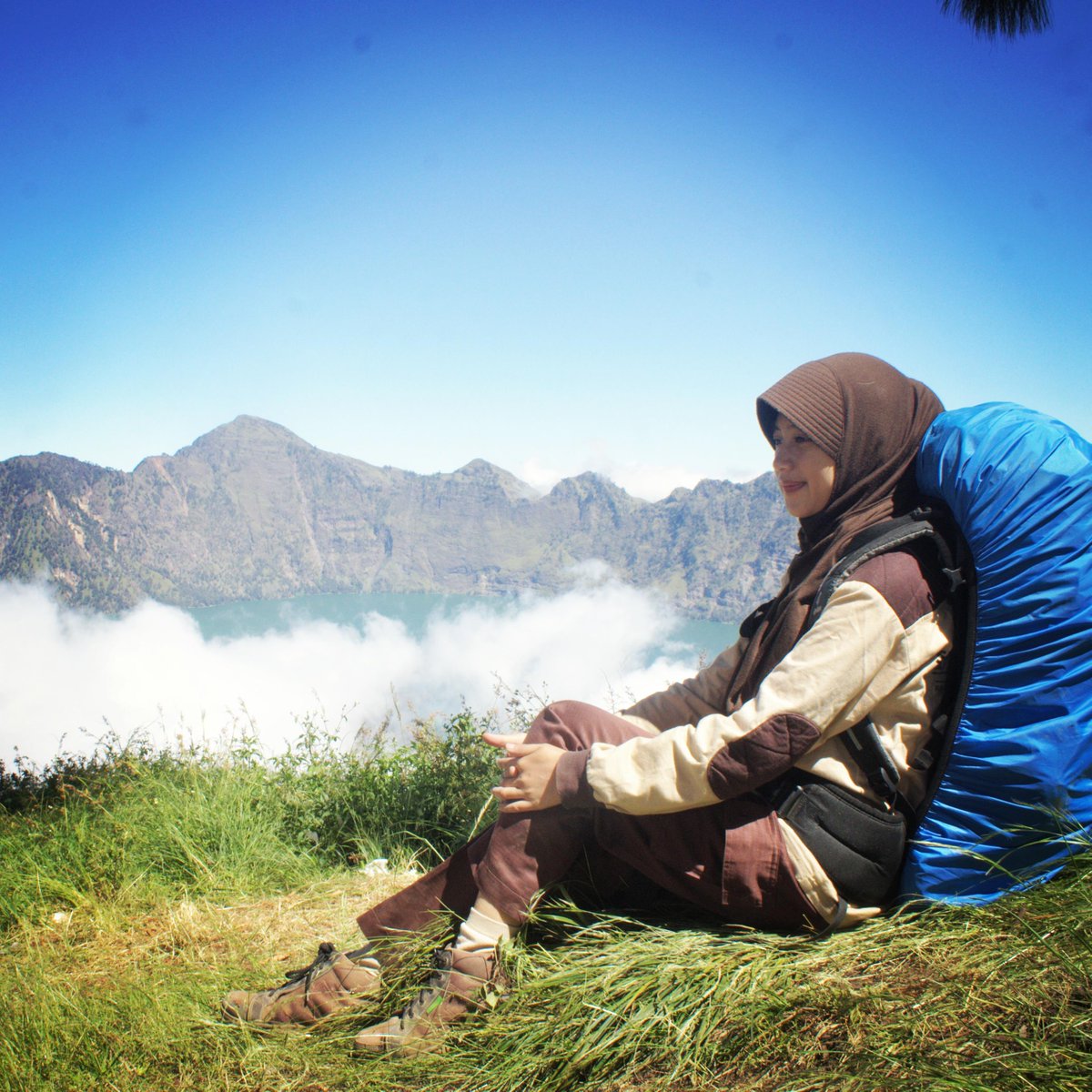 KusmayantiSiska's tweet photo. @infopendaki ada kalanya kita butuh wktu sndiri utk mrenungkan apa yg telah &amp; tengah trjadi,ntah dikamar atau di alam http://t.co/lSGqNuciHJ