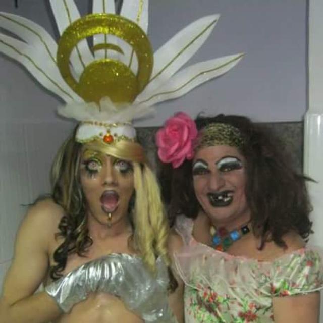 DRAG_FENIX_LEO's tweet photo. #DRAGFENIX #tanBELLAcomoELpecado #orgullogay @LALOCOTASHOW http://t.co/7TwHXyYSHe