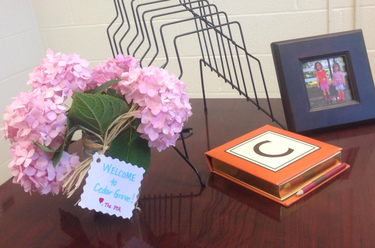 APCedarGrove's tweet photo. Great first day at Cedar Grove!  Thank you to the PTA for the beautiful flowers! http://t.co/lqDUvE5IQl
