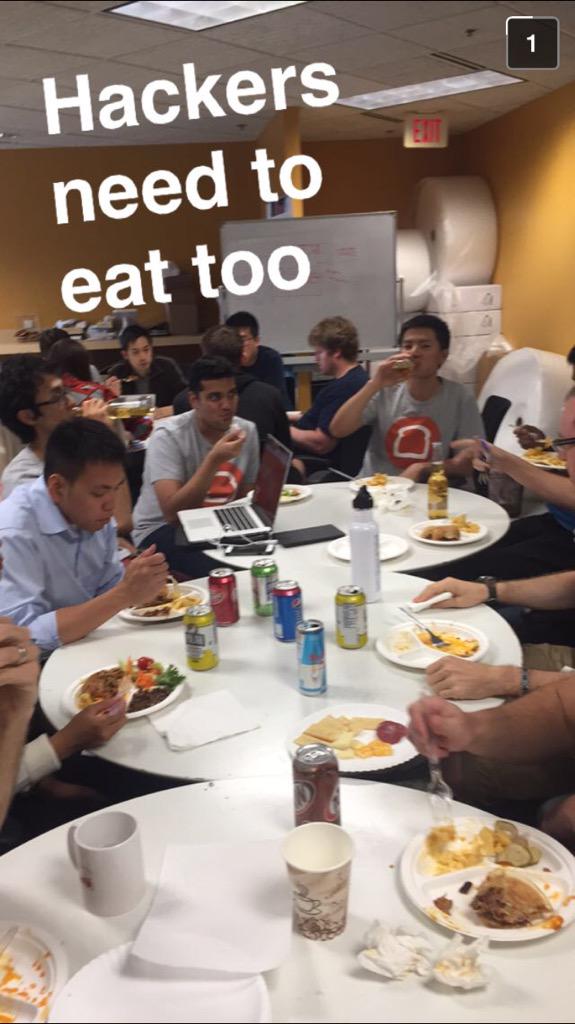 ToastTab's tweet photo. Hackers gotta eat. #toasthackathon pc: @CorinnMarianna http://t.co/k9DwYzPDVh