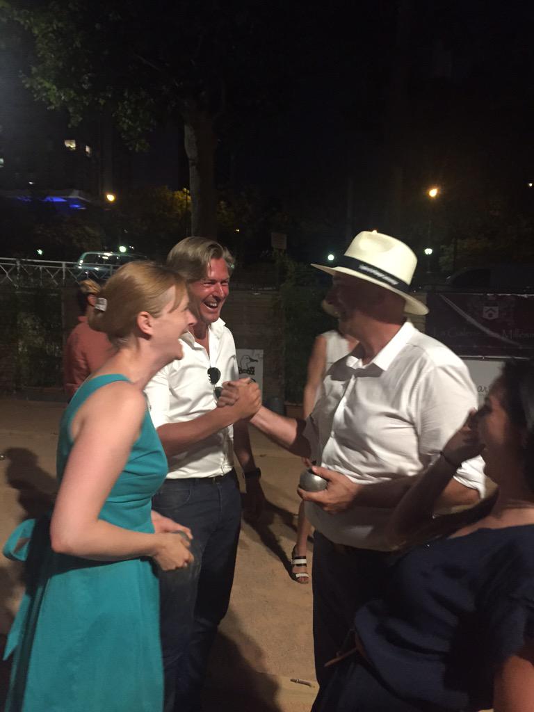 Agence_Swing's tweet photo. C'est l'équipe numéro 10 @credit_sofinco qui remporte le #TPG2015 !!!!! 🎊🎉🎊🎉🎊👑 @Agence_Swing http://t.co/1SqovfhzCF