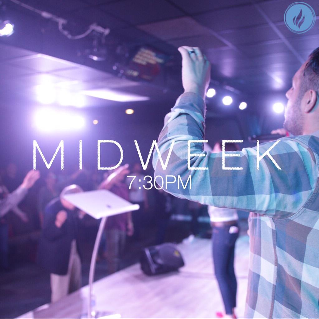 PC_Paramount's tweet photo. Tonight is our midweek service. Invite someone out tonight! #CHURCH #MIDWEEK http://t.co/aqmv0AbCeN