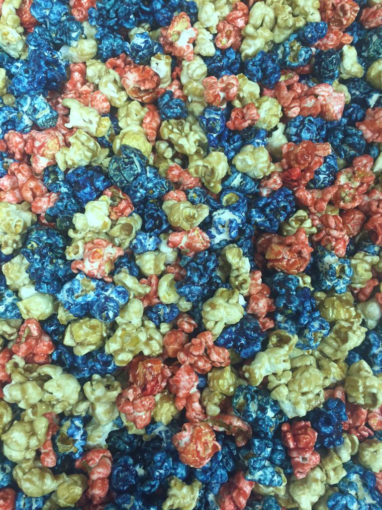 Who's ready for the 4th?! Add some color (and deliciousness) to your table with our patriotic berries and cream mix!