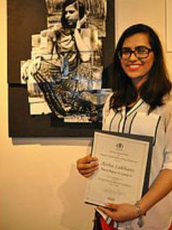 HOUCityCollege's tweet photo. Photography student Aisha Lakhani showcases her love for art at #HCC
http://t.co/sCZ4UQ4bgl
#HCCStudentSuccess http://t.co/MbQFdGSZPs