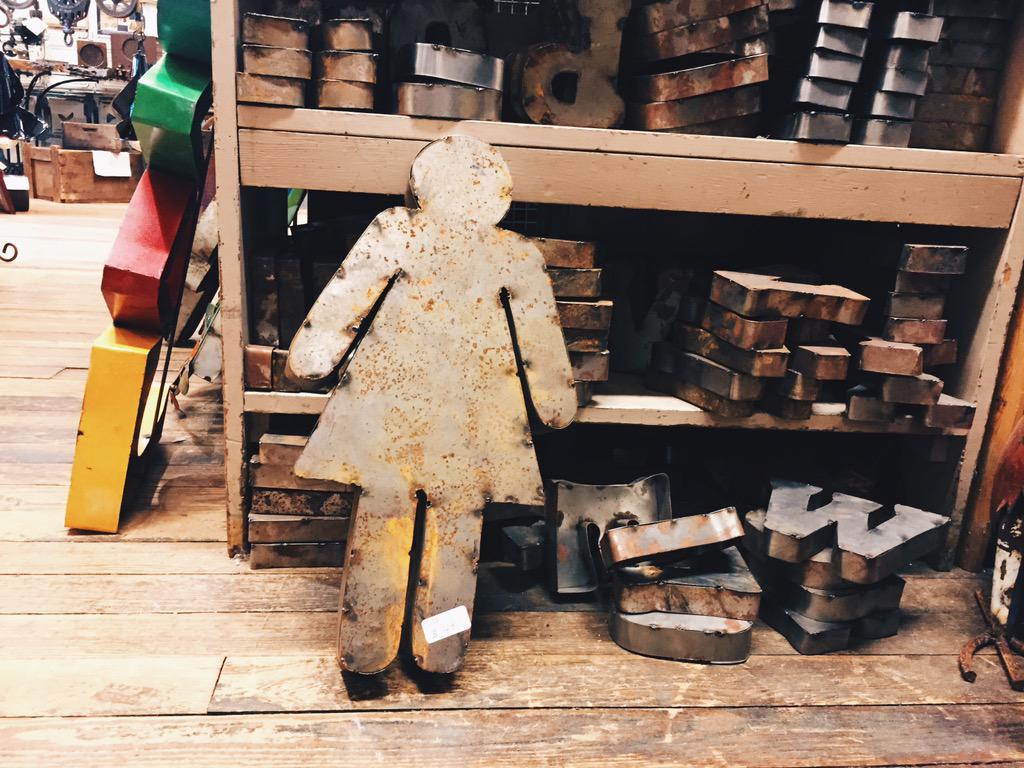 ThePeriodStore tweet picture