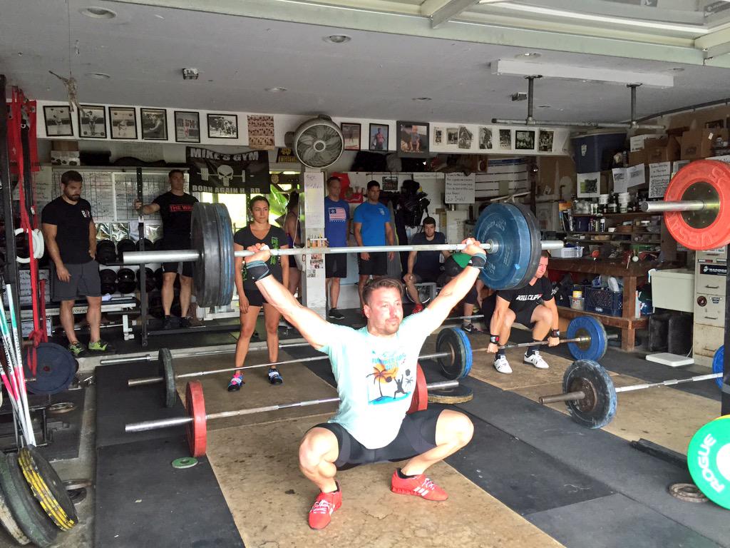 erinhaslonglegs's tweet photo. Another great day at #mikesgym thanks for the inspiration and knowledge shared #michaelblevins #gritandteeth #olylift http://t.co/aBp8xM6jFo