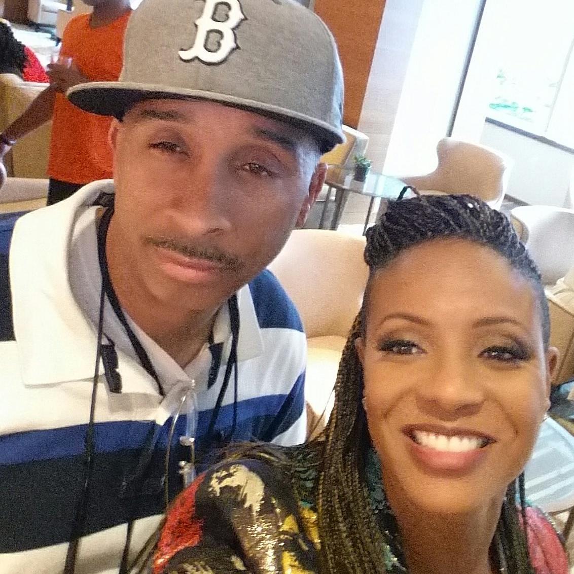 HHRETV's tweet photo. Its was nice to chat w/you @mclyte  @LilMama be a honor to give scholarships @HIPHOPREALTY  http://t.co/usu6pEvDeC http://t.co/tM3FUkX8jX