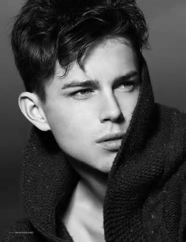 New OC account. 
Not new to anything. 

Looking for my identical twin brother McHale. 

RT?