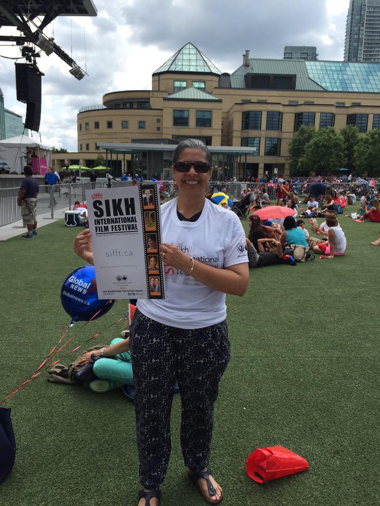 SIFFToronto's tweet photo. Spreading the word w/ @TheNoorDhillon #SIFFT2015 Aug 28-30 @Rosetheatre @MCSEvents #Sikh #Sikhfilms http://t.co/3F6KWHrPlM