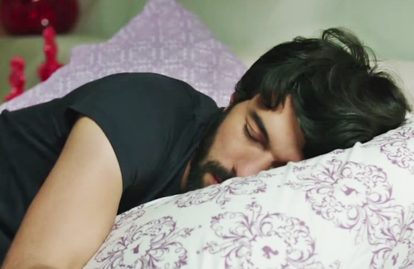 enginist_hilal's tweet photo. Herkese iyi geceler #EnginAkyuerek le beraber DD http://t.co/SSl4wFV8W6