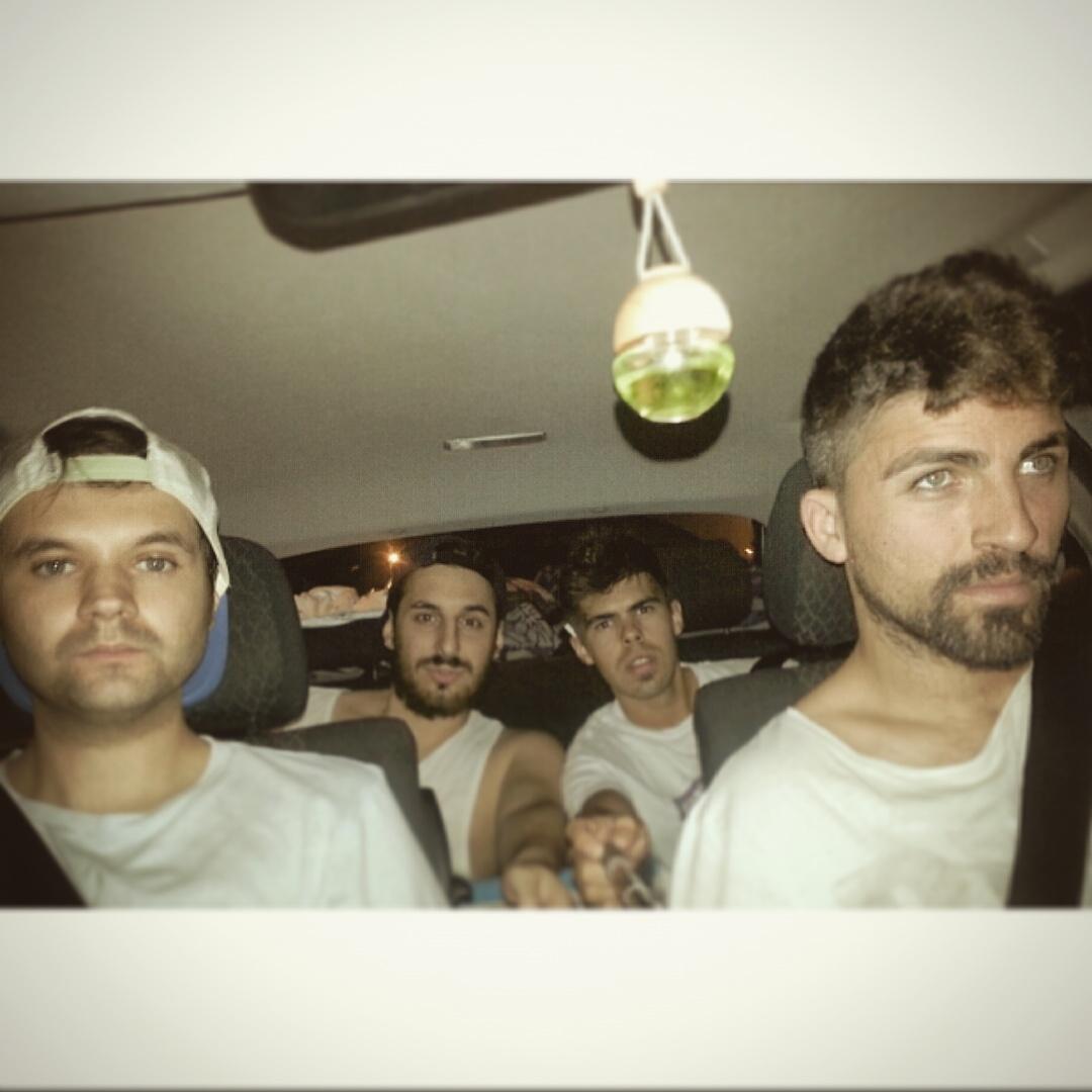 BRIDA_OFICIAL's tweet photo. Volvemos a Madrid!!! Mañana nos vemos a las 21:00h en la plaza Cines Luna!!! Un abrazo!!! http://t.co/TX9T98CnBw