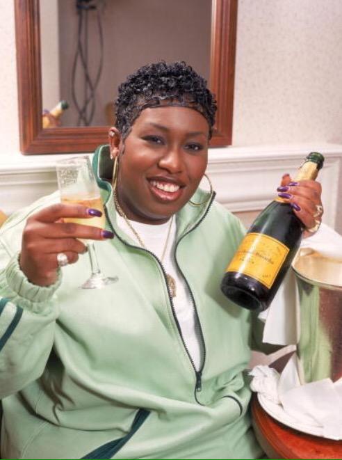 HAPPY BIRTHDAY MISSY ELLIOTT I LOVE U 