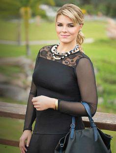 margothbelleza's tweet photo. #MujeresPoderosas #siempre a la #moda siguenos en #BellezaConJudy http://t.co/Ef7Z3sY14R