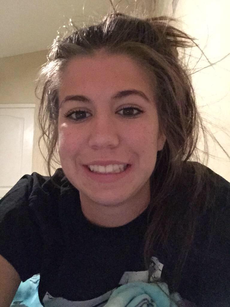 this is tess almighty! and i don't have zach with me. rt for me !! im not new to rp/fl alright