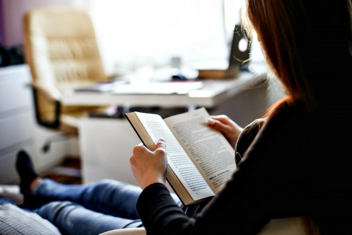 Kachop_'s tweet image. These are 5 of the most essential #books for #entrepreneurs ow.ly/P3rGy #entrepreneurstips